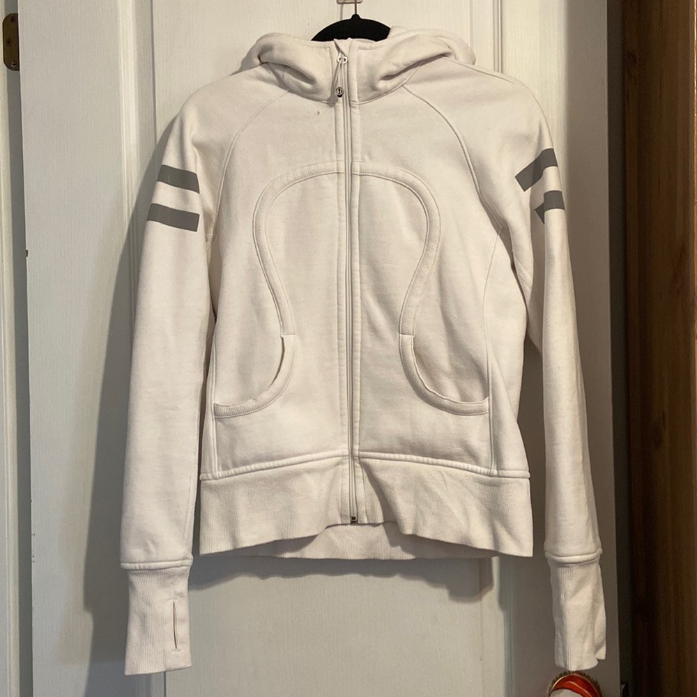 Limited Edition Lululemon Scuba Size 8